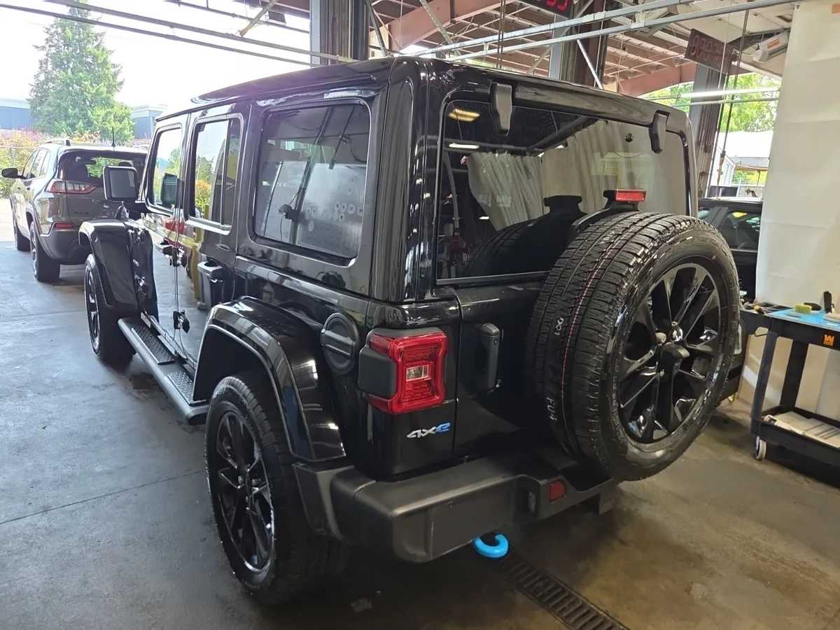jeep wrangler 4xe 2023 1C4JJXP69PW557663 image jeep wrangler 4xe 2023 1C4JJXP69PW557663 image